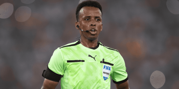 O árbitro Omar Abdulkadir Artan, se manifestou pela primeira vez após ser impedido de entrar nos EUA para trabalhar na Copa do Mundo de 2026.
