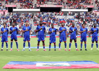 Haiti confirma mudança em uniforme após pedido da Fifa e retira imagem histórica
