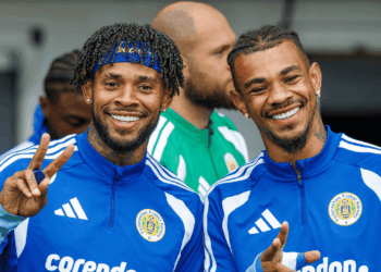 A classificação de Curaçao para a Copa do Mundo de 2026 marcou o maior feito da história do futebol da ilha caribenha.