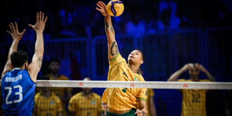 A seleção brasileira masculina de vôlei, time comandado por Bernardinho foi derrotado pela Itália por 3 sets a 1, em Liubliana, na Eslovênia.
