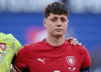 Capitão da República Tcheca desabafa após derrota na estreia da Copa