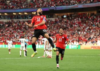 Mohamed Salah comemorando gol marcado em Egito x Nova Zelândia