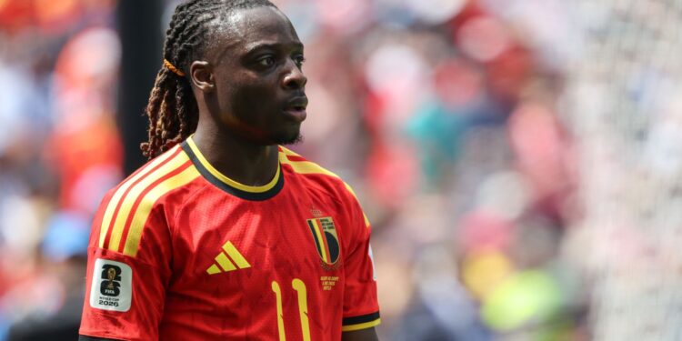 Jeremy Doku em ação na partida entre Bélgica e Egito
