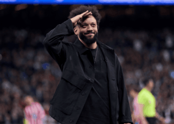 Marcelo é retirado pela polícia após protestos na abertura da Copa do Mundo