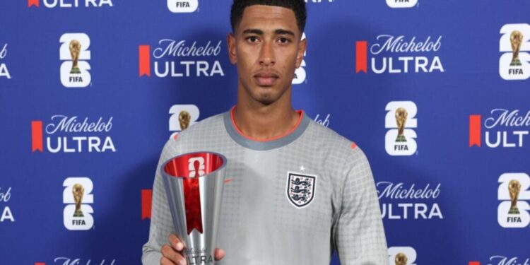 Bellingham quebra recorde em empate da Inglaterra na Copa do Mundo