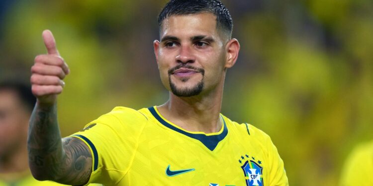 Bruno Guimarães é o líder de assistências da Copa do Mundo