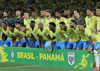 Seleção Brasileira embarca para os Estados Unidos e inicia a preparação final para a Copa do Mundo