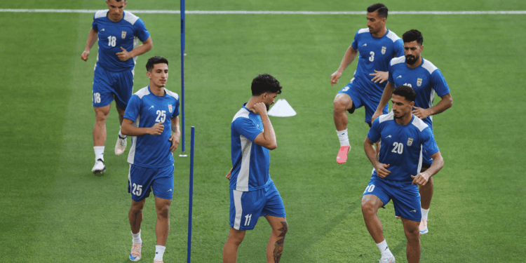 Irã e Nova Zelândia entram em campo nesta segunda-feira, 15, pela primeira rodada do Grupo G da Copa do Mundo de 2026.