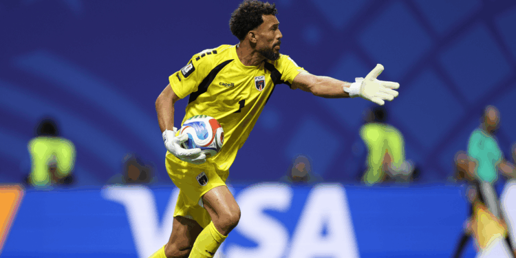 Seleção espanhola esbarra em Vozinha e não consegue balançar as redes na primeira etapa