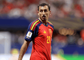 Mikel Oyarzabal, durante o duelo entre Espanha e Cabo Verde, passou os primeiros 30 minutos de jogo sem tocar na bola uma &uacute;nica vez.