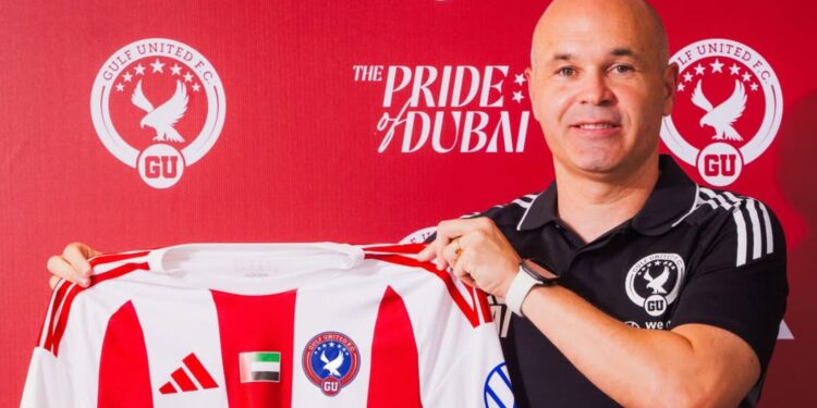Iniesta inicia carreira como treinador após ser anunciado pelo Gulf United, dos Emirados Árabes Unidos