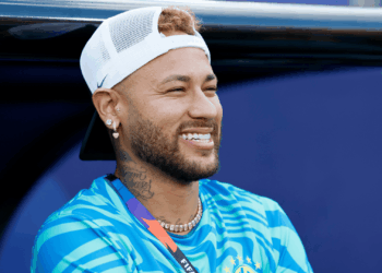 Neymar participou de atividades f&iacute;sicas em campo pela primeira vez desde a apresenta&ccedil;&atilde;o do Brasil para a Copa do Mundo de 2026.