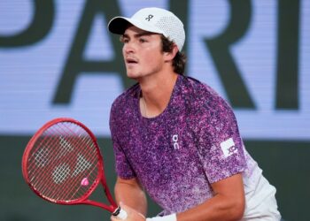 João Fonseca sobe no ranking após Roland Garros