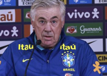 Ancelotti ganha 4x mais que o campeão mundial: veja ranking dos técnicos da Copa 2026
