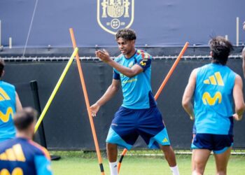 Lamine Yamal escapa de multa de € 2 mil por cinco minutos na Copa; entenda a regra