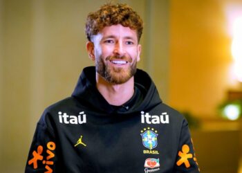 Treino mental com IA e psicologia: segredo de L&eacute;o Pereira para atingir recorde na Sele&ccedil;&atilde;o em 2026