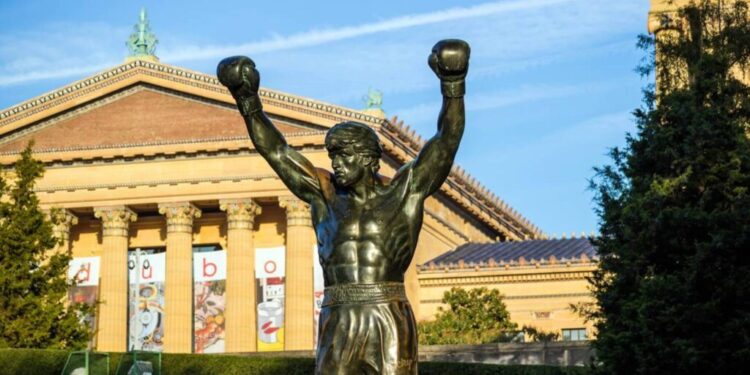 Após Flamengo quebrar maldição, Brasil usa estátua de Rocky Balboa contra rivais