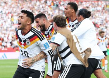 Jogadores da Alemanha comemorando