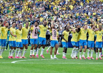Jogadores do Brasil após classificação contra o Japão