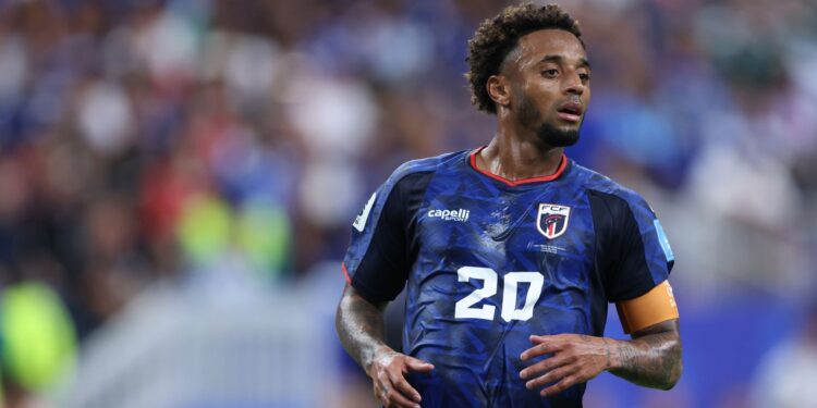 Ryan Mendes em ação por Cabo Verde na Copa do Mundo