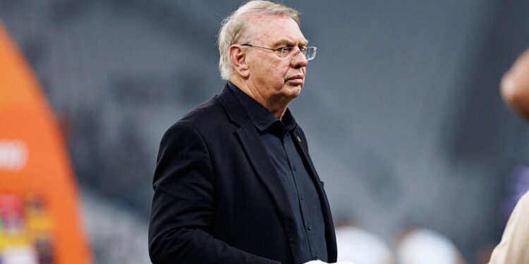 Foto de Osmar Stábile, atual presidente do Corinthians