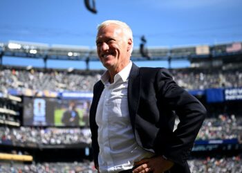 Deschamps em jogo da França contra Senegal