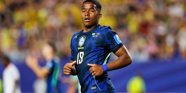 Endrick em jogo da Seleção Brasileira