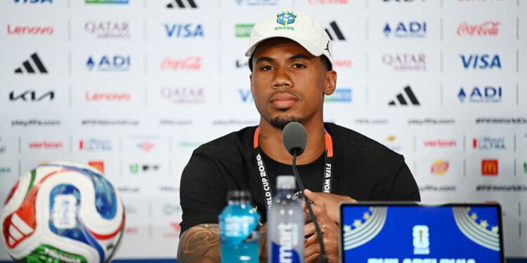 Gabriel Magalhães durante entrevista coletiva