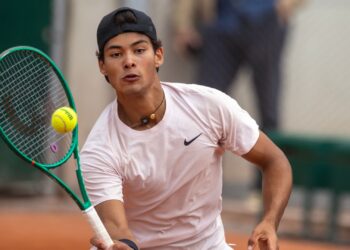Guto Miguel em a&ccedil;&atilde;o em Roland Garros