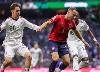 Lance do jogo entre Tchéquia e México