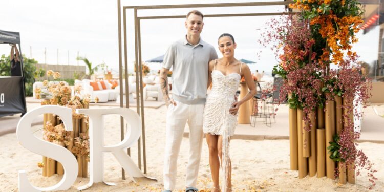 Róger Guedes em seu casamento