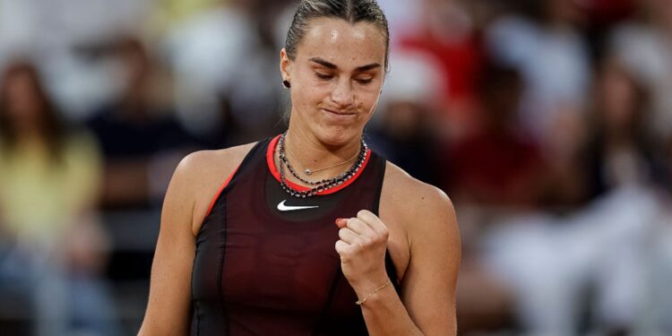 Sabalenka comemorando em Roland Garros
