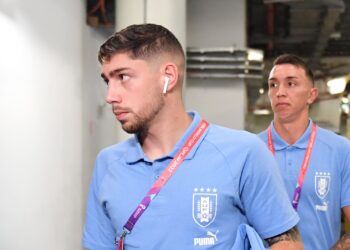 Jogadores foram os alvos da torcida do Uruguai