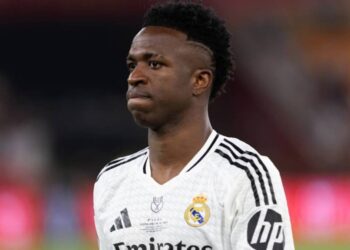 Como está a situação da renovação de Vini Jr com o Real Madrid?