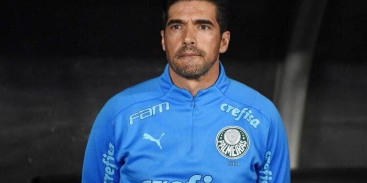 Abel Ferreira alinha planejamento e define retorno de trio de convocados