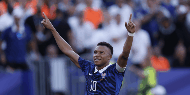 A França venceu por 1 a 0 neste sábado, 4, com gol de pênalti de Kylian Mbappé, e agora terão pela frente o Marrocos na próxima fase do Mundial.