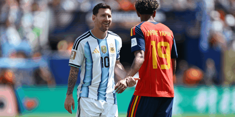 A final da Copa do Mundo entre Espanha e Argentina está movimentando as redes sociais. Com o primeiro tempo terminando em 0 a 0.