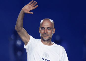 A sele&ccedil;&atilde;o da It&aacute;lia confirmou que negocia com Pep Guardiola para assumir o comando.