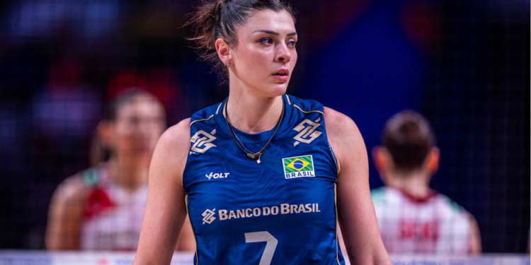 A seleção brasileira feminina de vôlei está na semifinal da Liga das Nações de Vôlei 2026. O Brasil venceu o Japão de virada por 3 sets a 1.