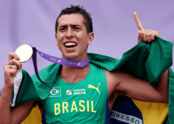 Caio Bonfim conquistou pela 14&ordf; vez o t&iacute;tulo da meia maratona da marcha atl&eacute;tica no Trof&eacute;u Brasil de Atletismo.