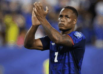 O Grêmio anunciou a contratação do meia-atacante Jovane Cabral. Aos 28 anos, o jogador, que defendeu Cabo Verde na Copa do Mundo de 2026