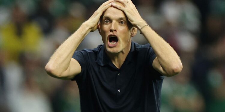 Thomas Tuchel protesta contra a arbitragem após o duelo com o México