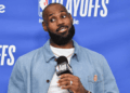 LeBron James quebrou o sil&ecirc;ncio sobre sua decis&atilde;o de deixar o Los Angeles Lakers e fechar com o Philadelphia 76ers.