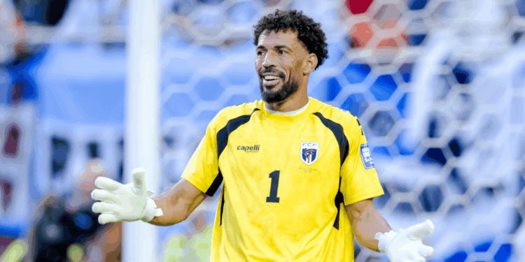 O Colo-Colo anunciou a contratação de Vozinha. Aos 40 anos, o goleiro de Cabo Verde foi uma das sensações da Copa do Mundo de 2026