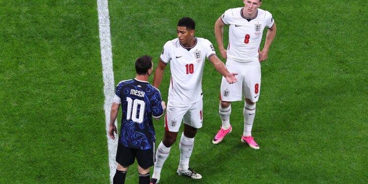 Memes sobre a virada da Argentina sobre a Inglaterra dominaram as redes sociais após a semifinal da Copa do Mundo