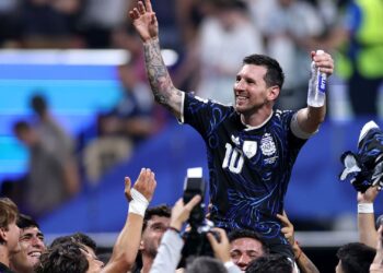 Messi homenageou Maradona ap&oacute;s garantir a Argentina na final da Copa do Mundo