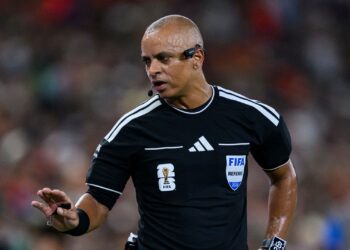 Wilton Pereira Sampaio encerrou sua participação na Copa do Mundo após ficar fora da arbitragem de França x Inglaterra