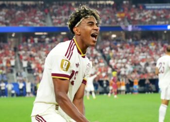 Lamine Yamal chega &agrave; final da Copa do Mundo com 100% de aproveitamento como titular em Eurocopa e Mundial