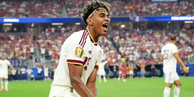 Lamine Yamal chega à final da Copa do Mundo com 100% de aproveitamento como titular em Eurocopa e Mundial