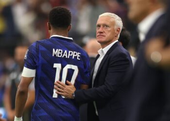 Didier Deschamps explica os motivos que levaram à saída da seleção francesa após 14 anos no comando